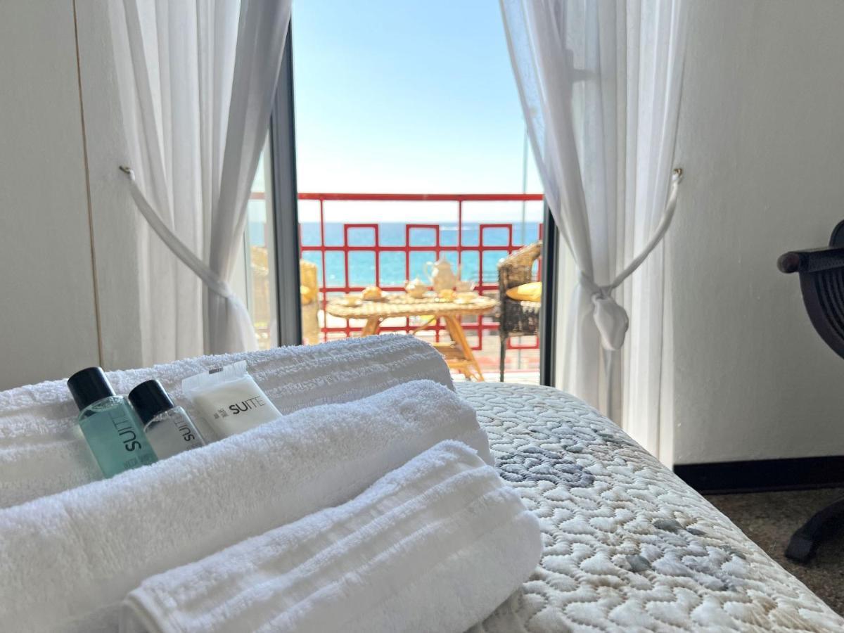 "Casa Franca" Sea Front With Wifi & Air Conditioning Savona Exterior photo