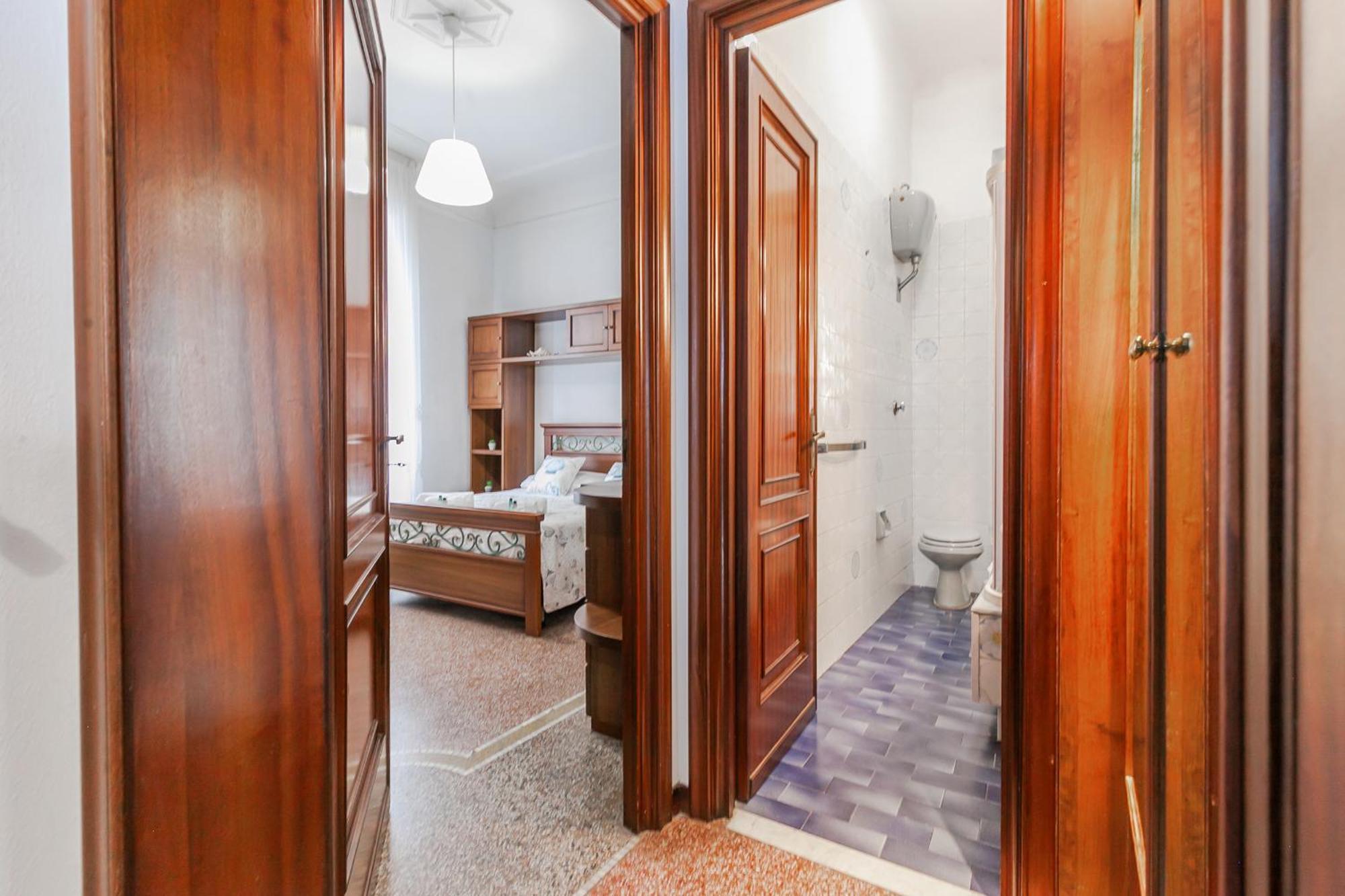 "Casa Franca" Sea Front With Wifi & Air Conditioning Savona Exterior photo