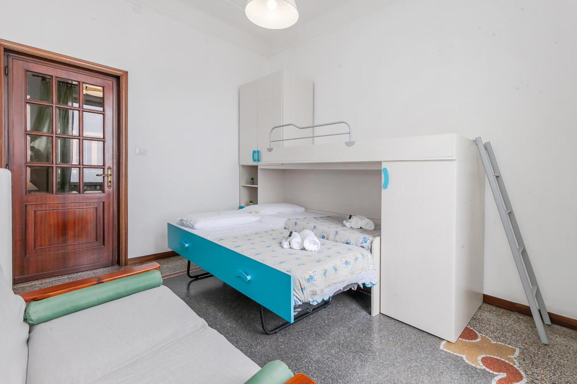 "Casa Franca" Sea Front With Wifi & Air Conditioning Savona Exterior photo