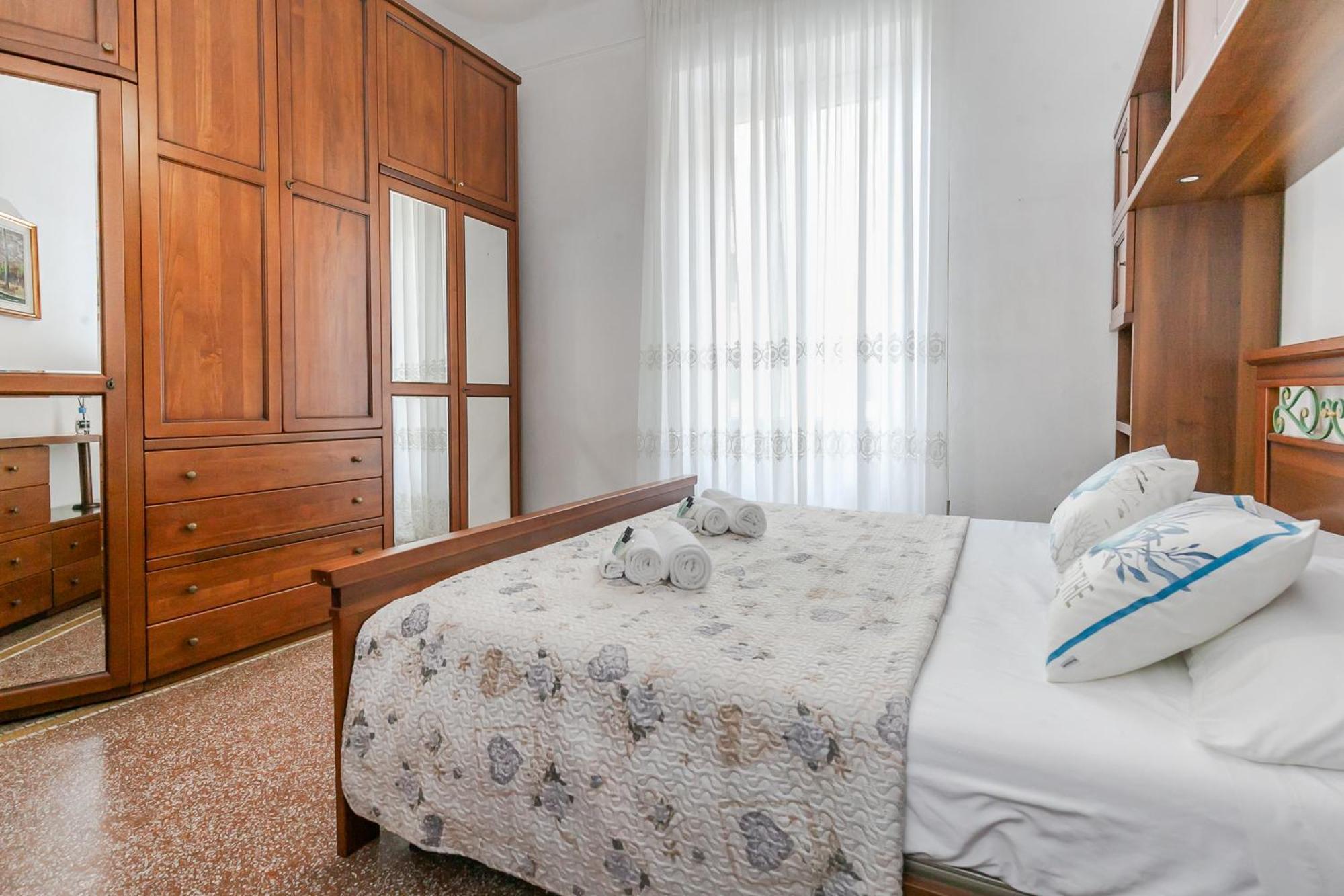 "Casa Franca" Sea Front With Wifi & Air Conditioning Savona Exterior photo